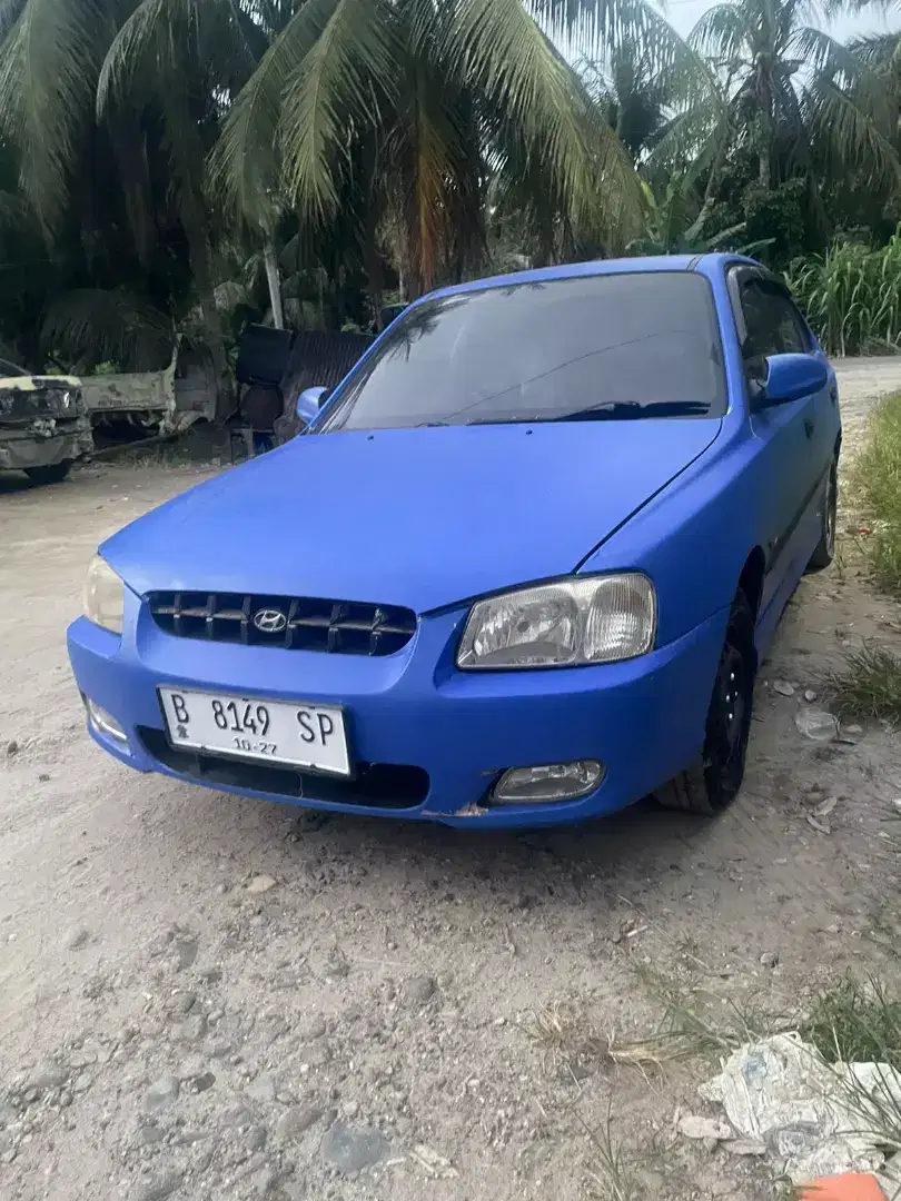Hyundai acentt 2001 warna asli silver