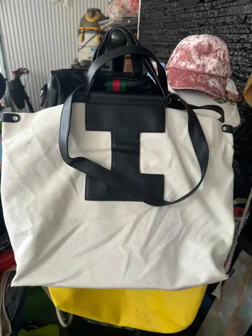 JUAL TAS BERBAGAM MODEL