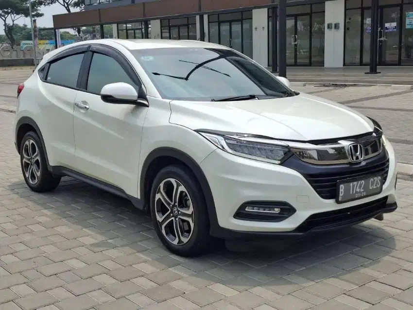 HRV SE AT 2021 KM 27RB PUTIH