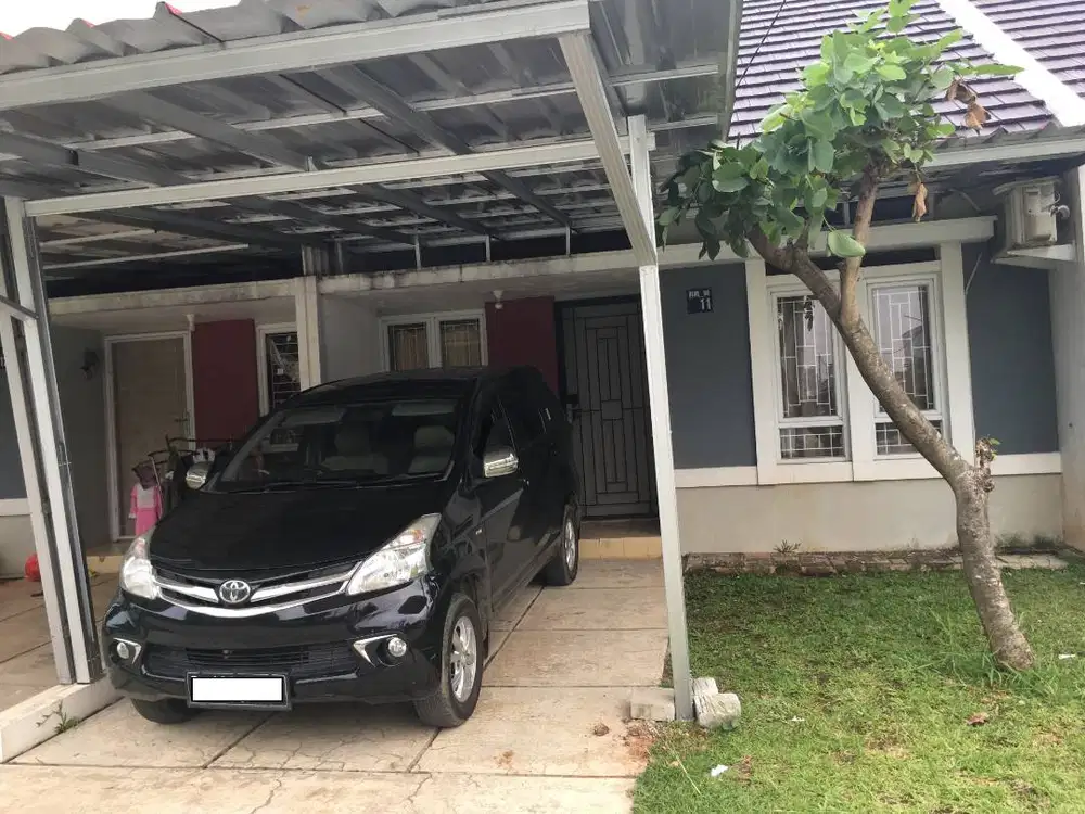 Rumah Berteralis Berkanopi depan musholla Dekat Stasiun Parung Panjang