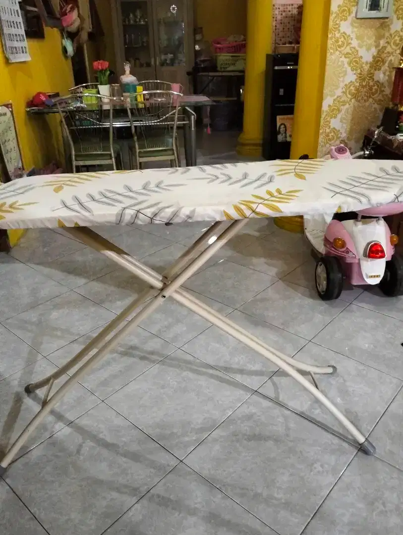 Meja setrika bekas di jual murah