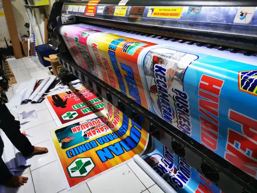 Mencari pekerjaan percetakan digital printing dan design grafis