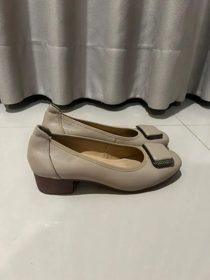 Andrew block heels