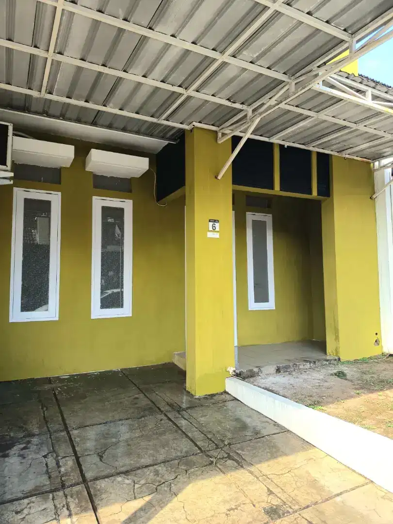 Dijual rumah di Grand Orchard Residence. Tanjung Bunga