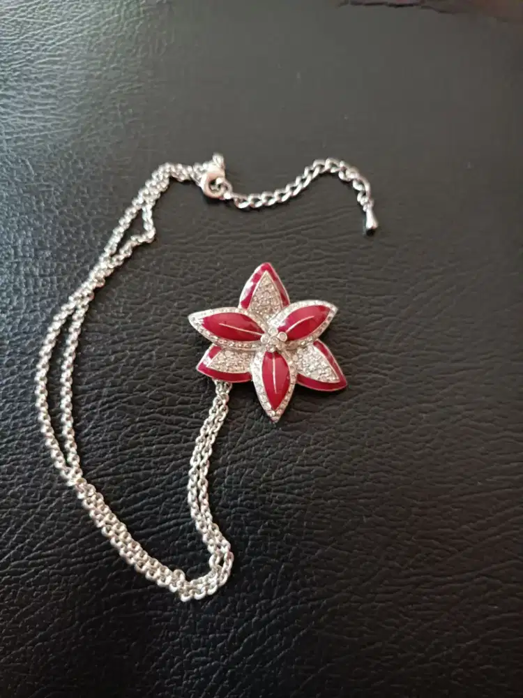 Liontin kristal Swarovski