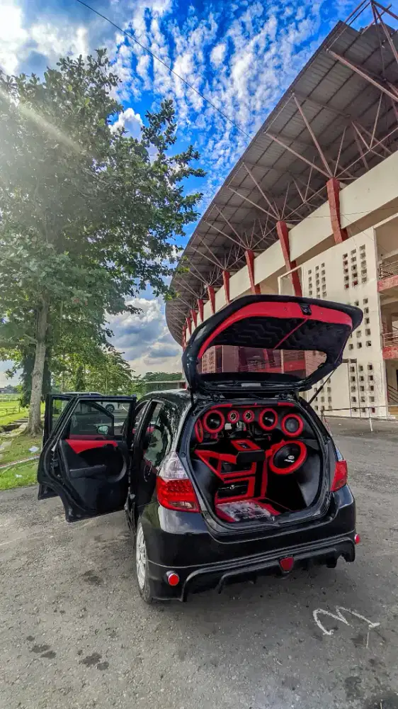 Honda Fit GD1 (JAZZ CBU JAPAN)