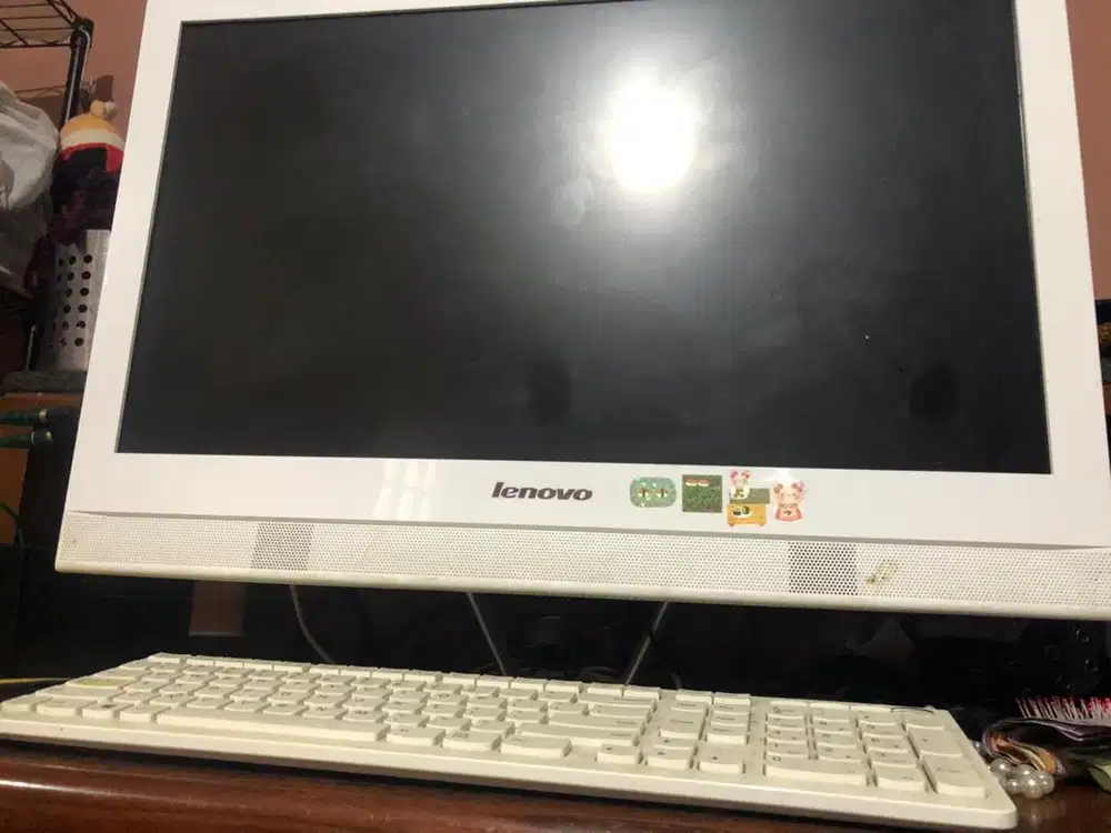 Komputer All In One Lenovo