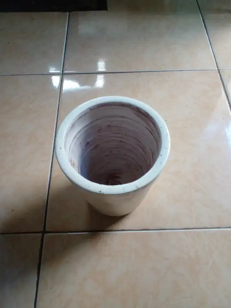 Pot putih utk tanam