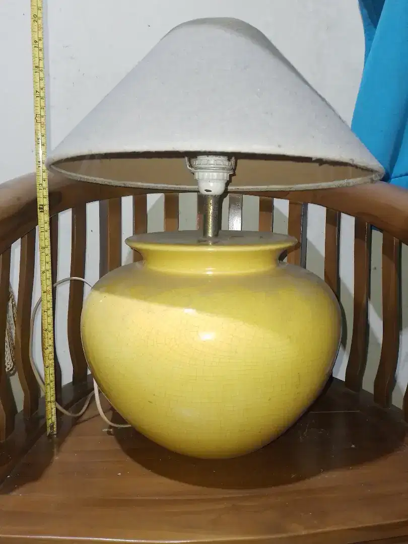 Lampu Meja Keramik Retak Seribu