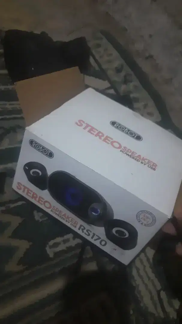 Speker merk robot