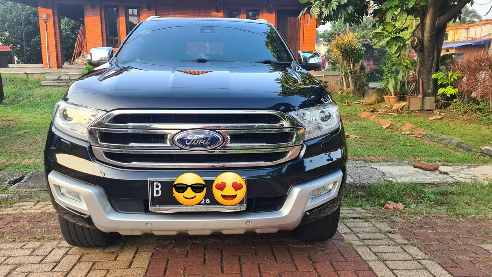 Jual cepat Ford Everest 2016 Diesel, 54rb km. Triple coating.