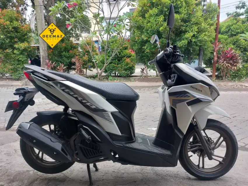 (DP 500 Rb)‼️ Plat B TangSel Vario 125 CBS ISS Keyless Putih 2023