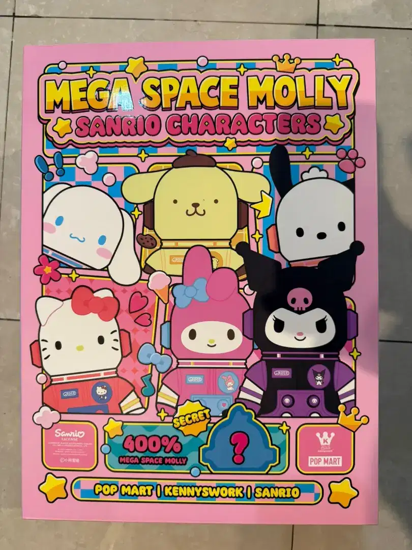 Popmart Mega Space Molly 400% SANRIO (2nd like New)