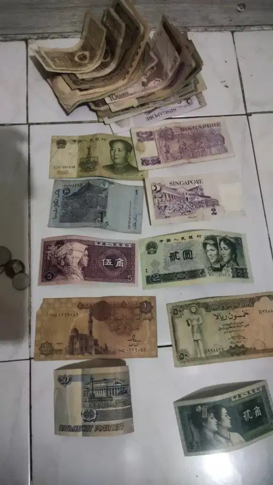 UANG KUNO INDONESIA DAN NEGARA LAIN