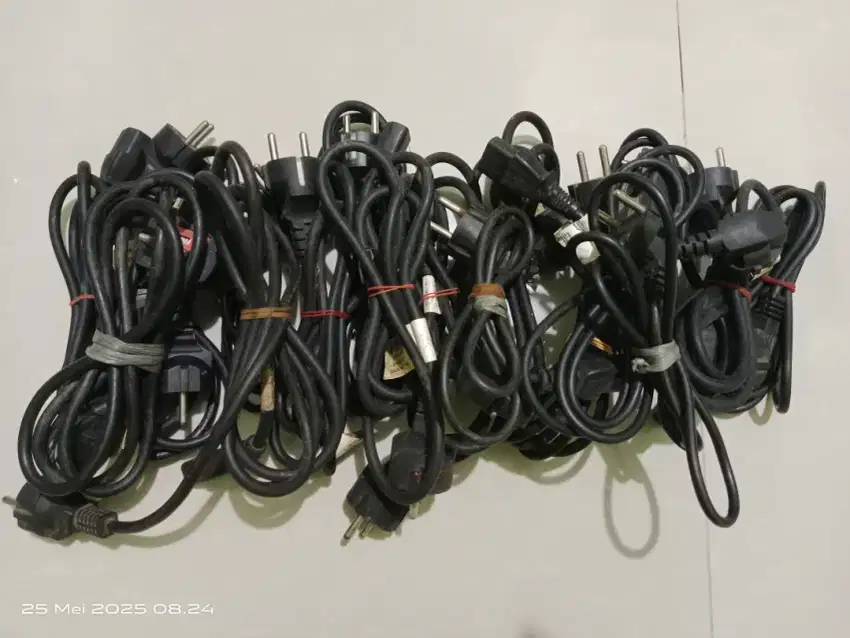 Dijual Kabel Power CPU Komputer + cable CPU VGA PC LCD Komputer