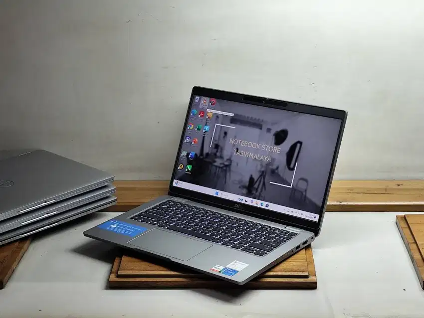 Dell Latitude 5320 Touchscreen Core i5 Gen 11 8GB/256GB Notebook