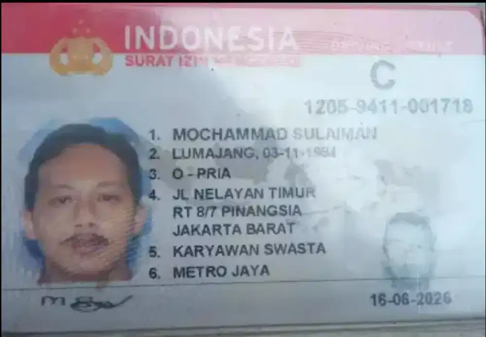 Mencari pekerjaan kurir motor