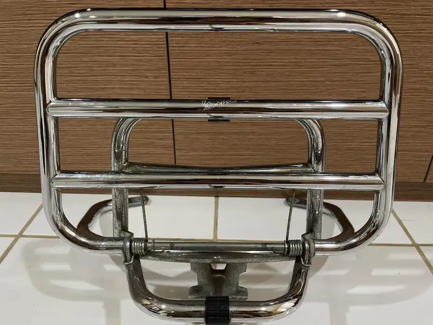 JUAL BACKRACK VESPA LX 125 ORIGINAL - CHROME