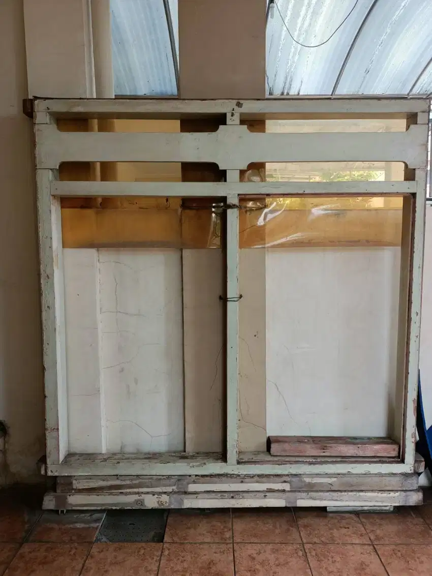 Kusen Kayu Kamper Bekas