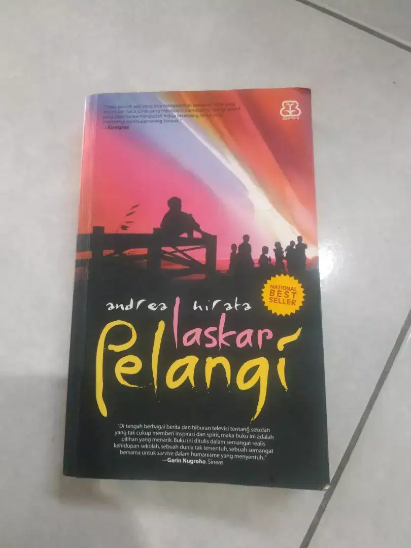 Novel laskar pelangi