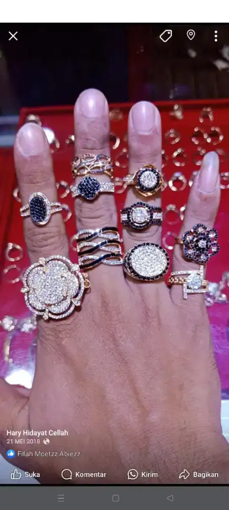 Menerima bermacam macam perhiasan kondisi apapun