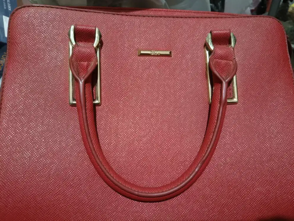 DI JUAL TAS PEDRO WANITA MERAH