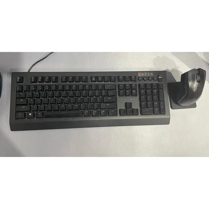 keyboard dan mouse razer 1set