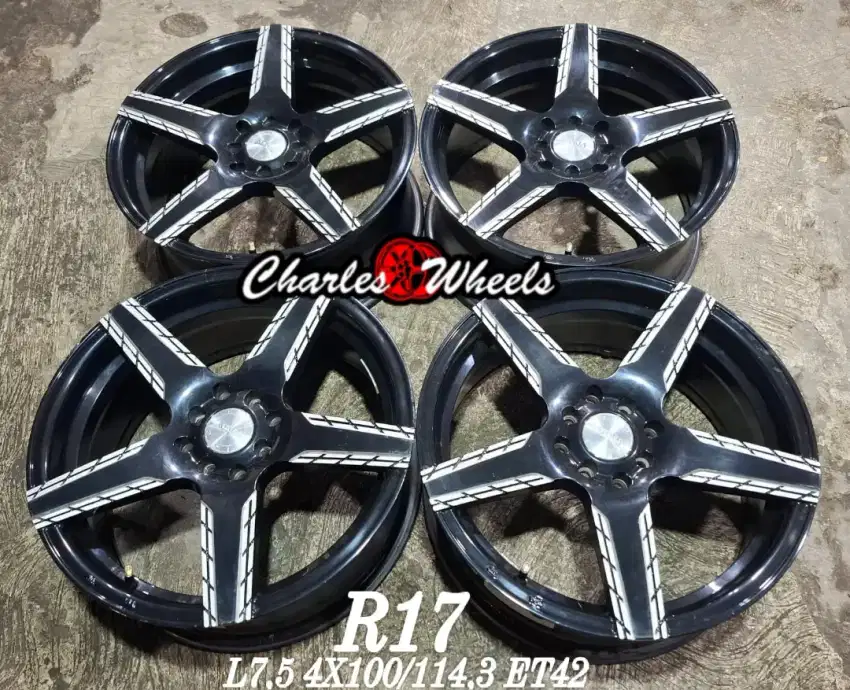 Jual velg r17 4x100 4x114,3 black polis avanza xenia livina dll