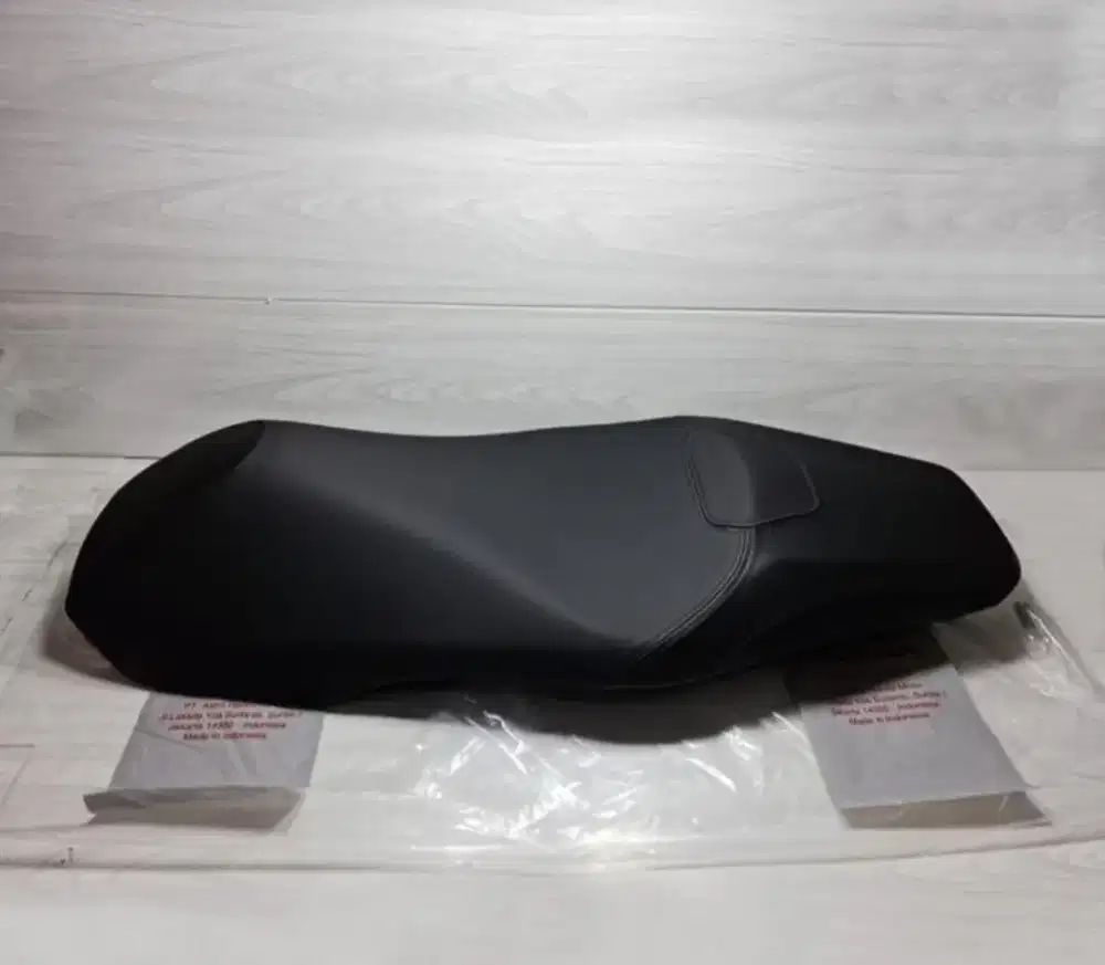 Jok motor honda adv 150 original