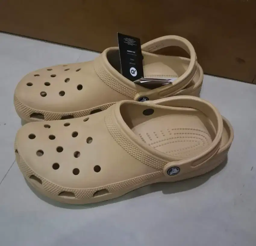 Jual Sendal Crocs Unisex Original