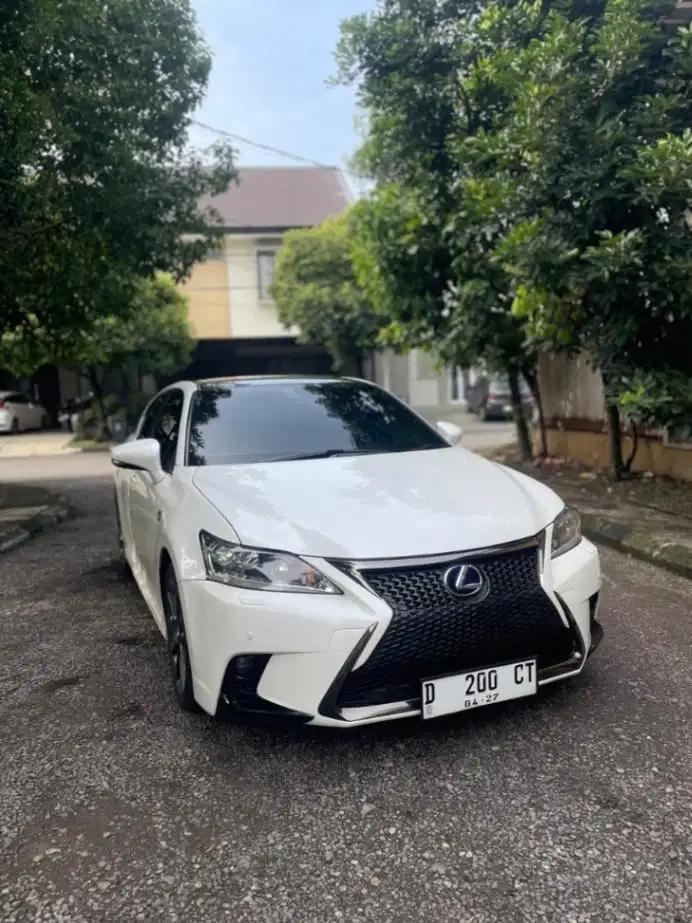 LEXUS CT200H HYBRID 1.8 AT F-SPORT