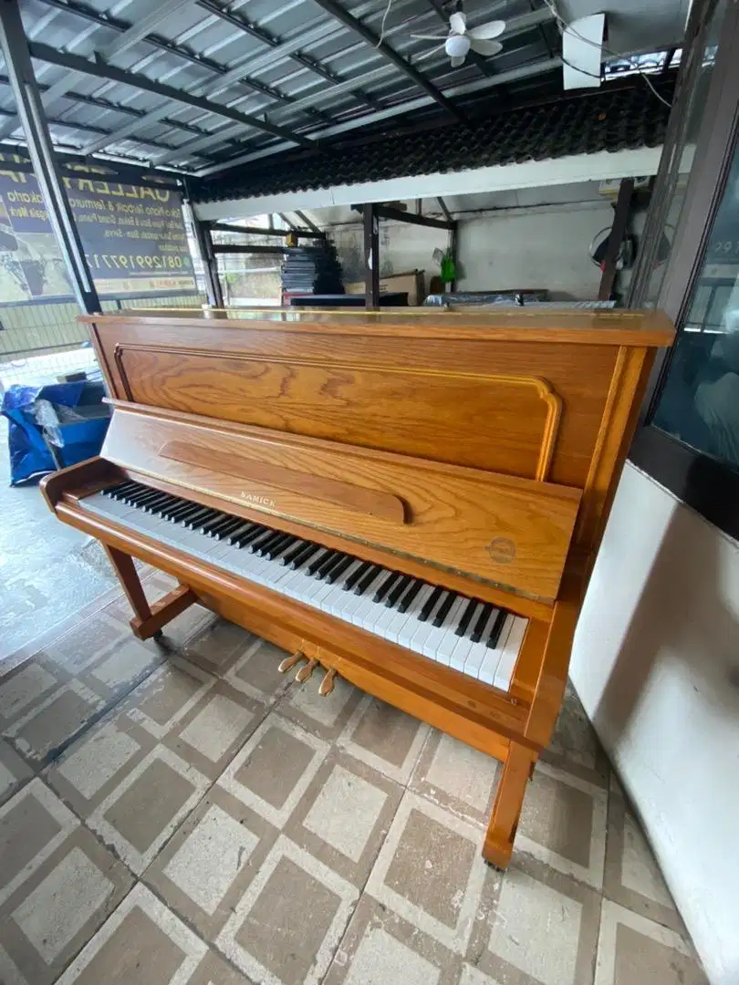 Piano Samick Su-121 Original Mulus Termurah