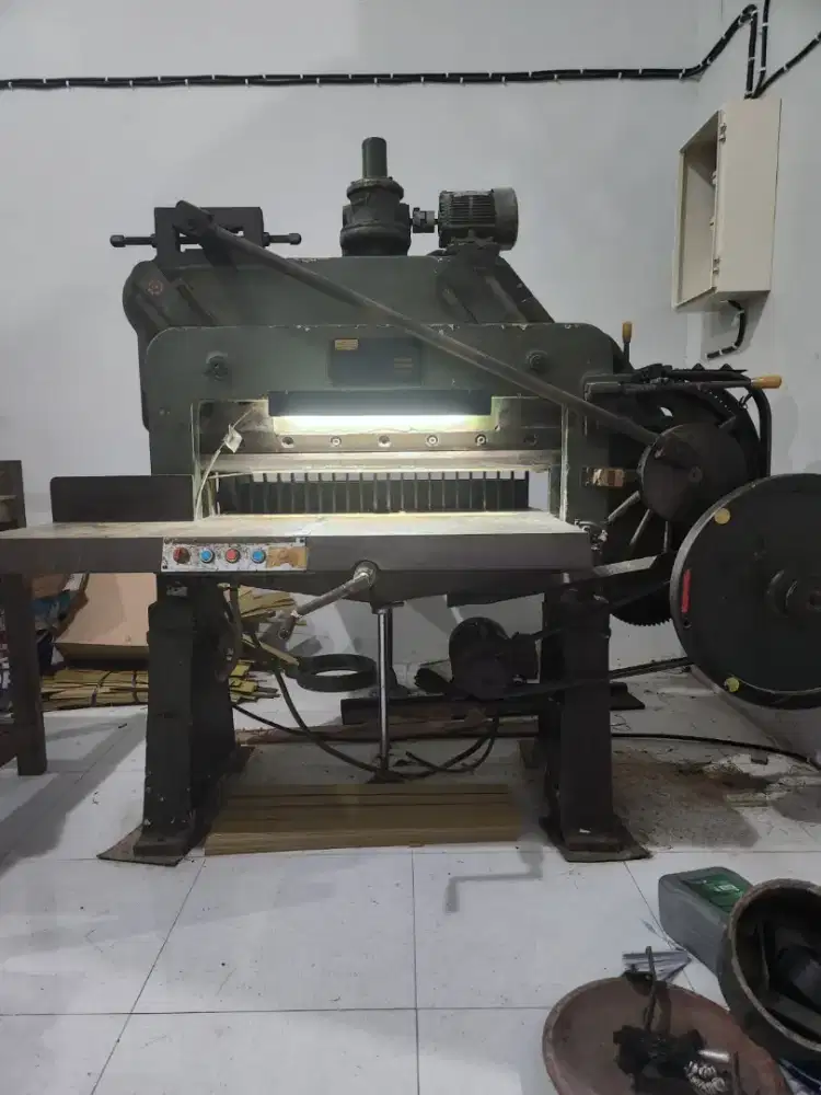 Potong DQ 201 Tahun 1982 Harga 25 juta Murah Poolll