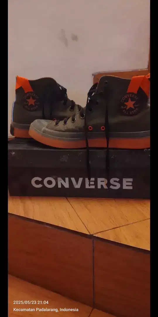 sepatu converse ukuran 43