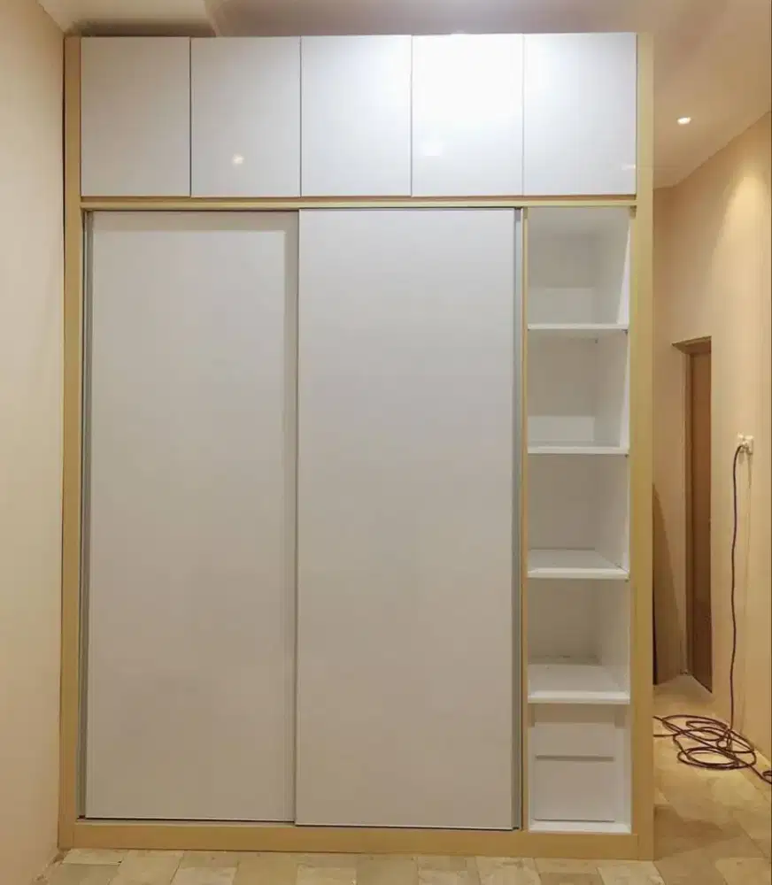 Lemari pakaian kitchen set backdrop TV custom