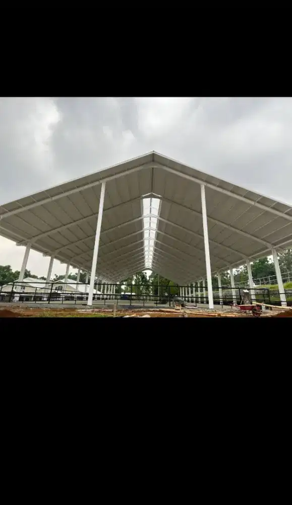 Kontruksi baja WF untuk lapangan badminton dan untuk gudang