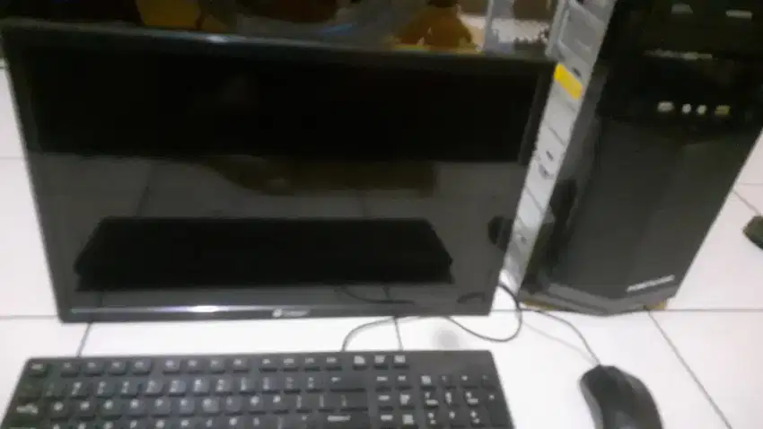 1 set cpu core i5 gen3 + LED 19 in tinggal pakai aja (BACA DESKRIPSI)