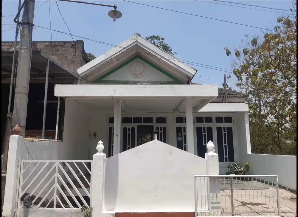 Jual rumah 2lantai basement hnya 2mnt dr kidsfun, dr jl piyungan 30m