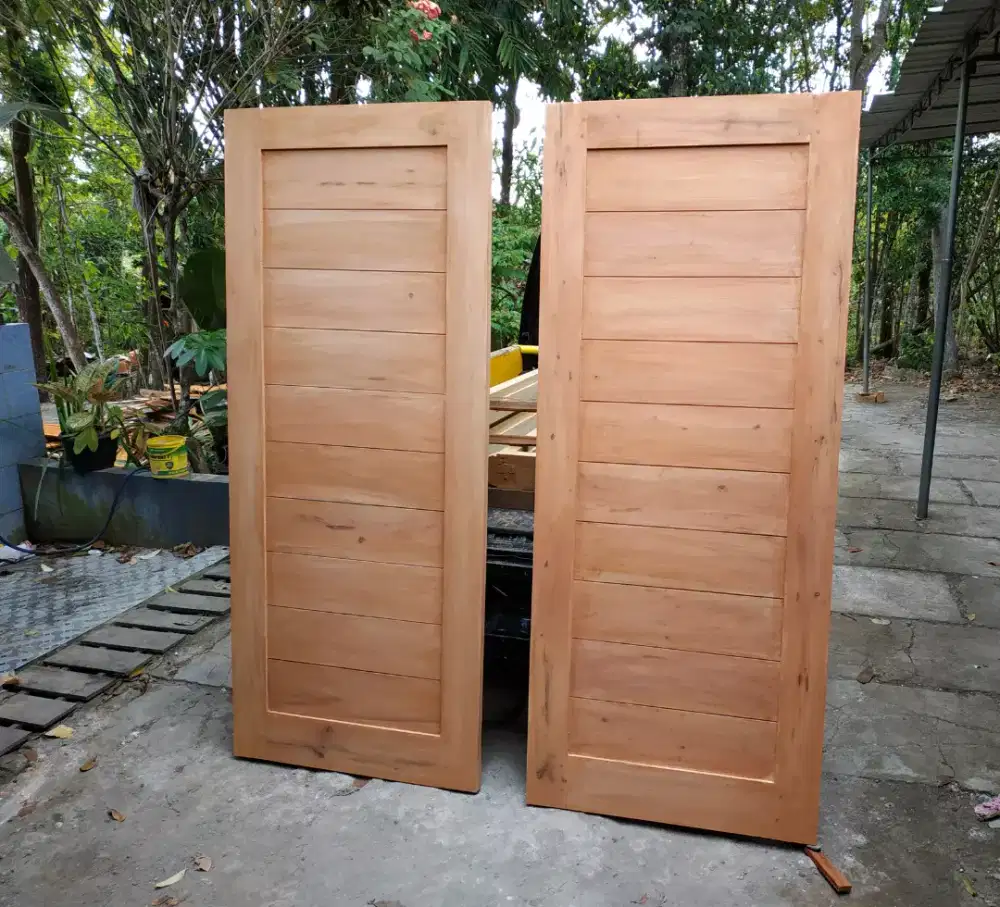 pintu kamar kayu mahoni