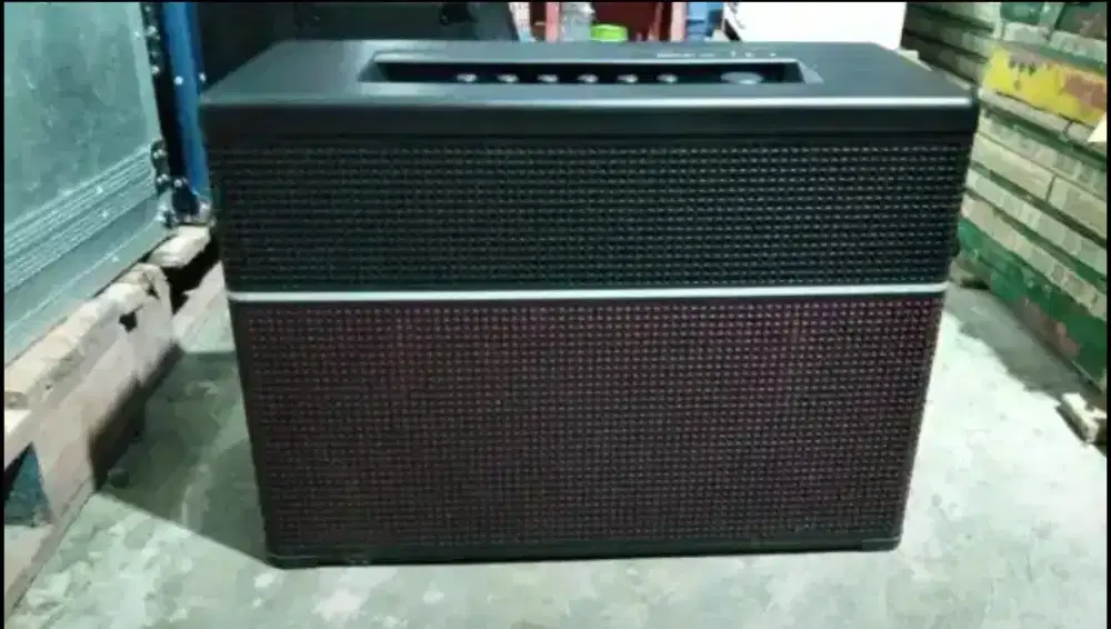 Speaker Ampli Gitar Line 6