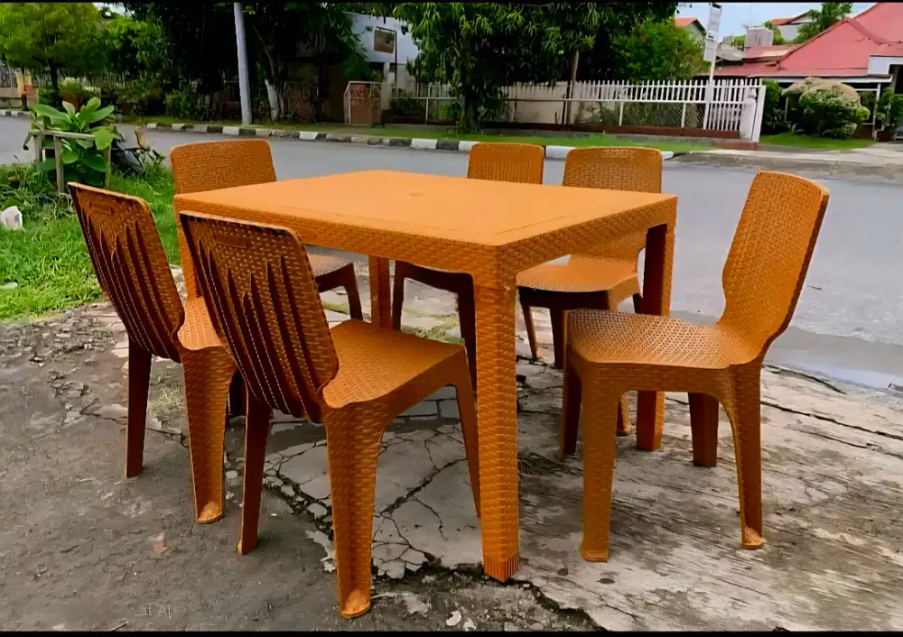 6 KURSI 1 MEJA MAKAN PLASTIK OLYMPLAST