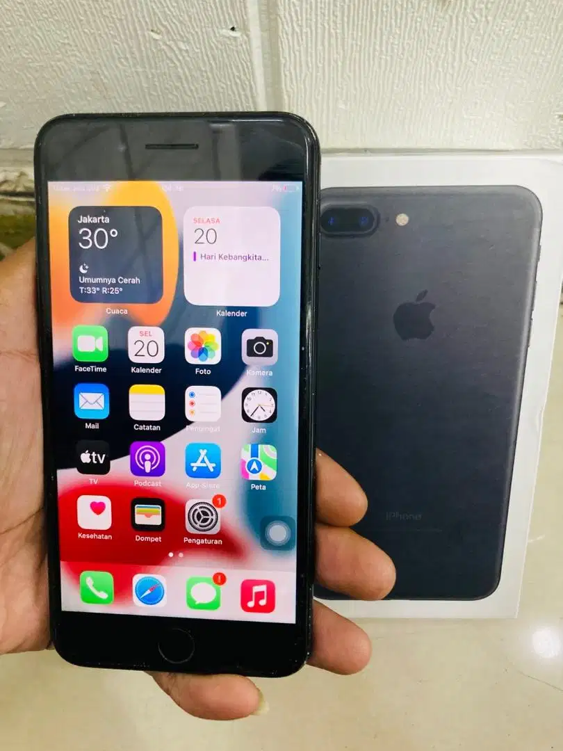 iPhone 7 plus 256gb full set all operator