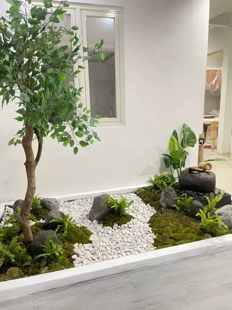 Pembuatan renovasi dan taman baru, dan perawatan taman.