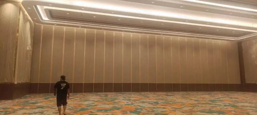 Partisi Ruangan Lipat Geser