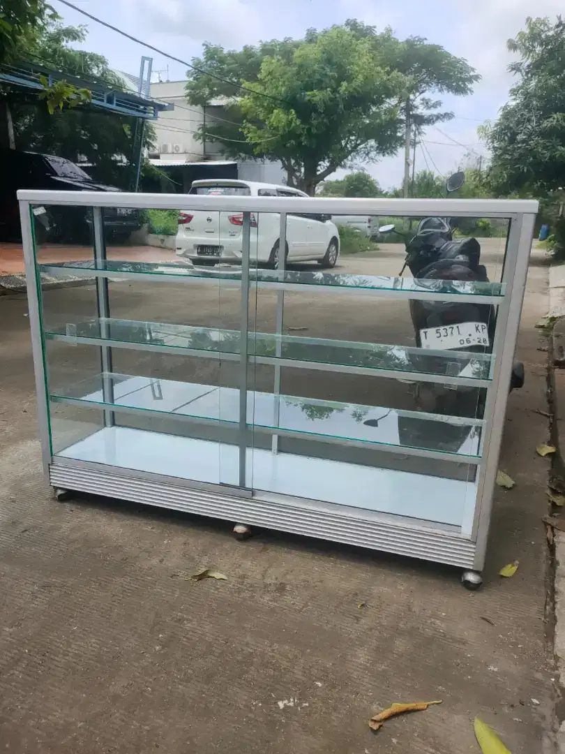 Etalase warung 1,5 meter