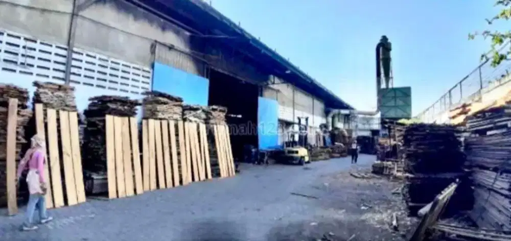 Murah SEWA Gudang jl Raya Tambak Osowilangun,dkt teluk Lamong,Jln tol