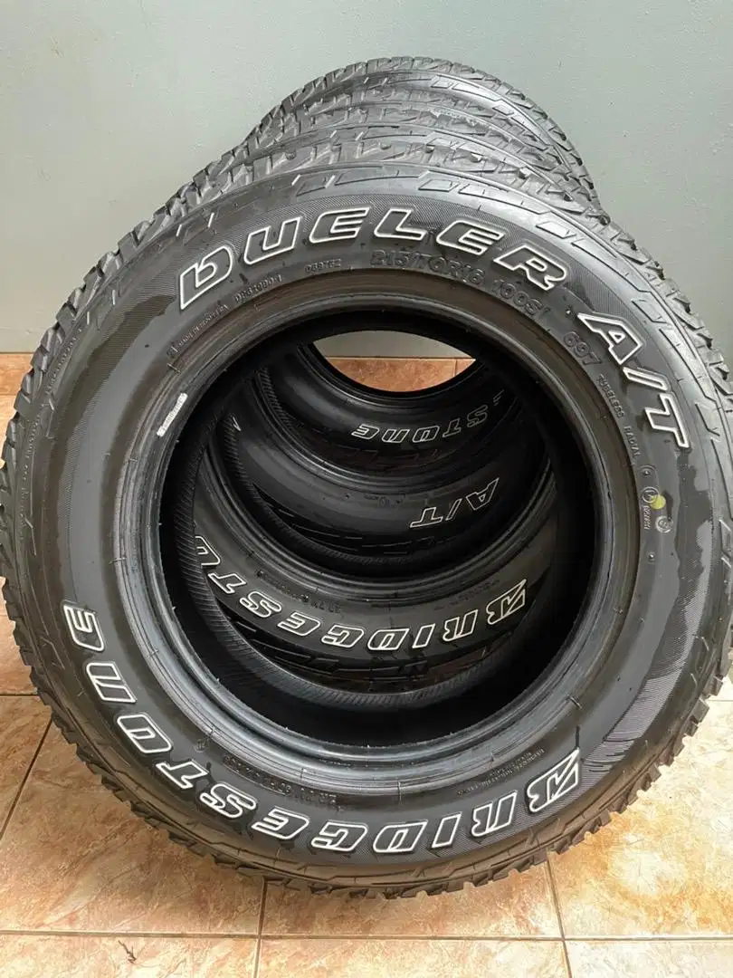 Ban Bridgestone Dueler AT 215/70 R16 Tahun 2023