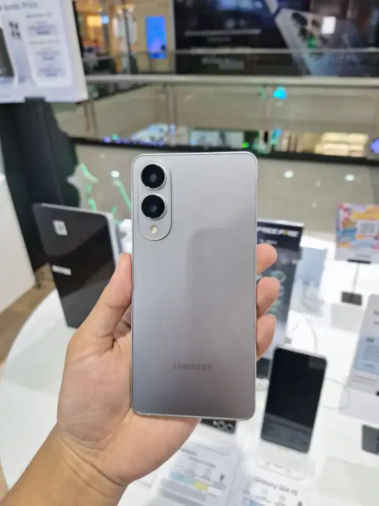 SAMSUNG GALAXY S25 EDGE