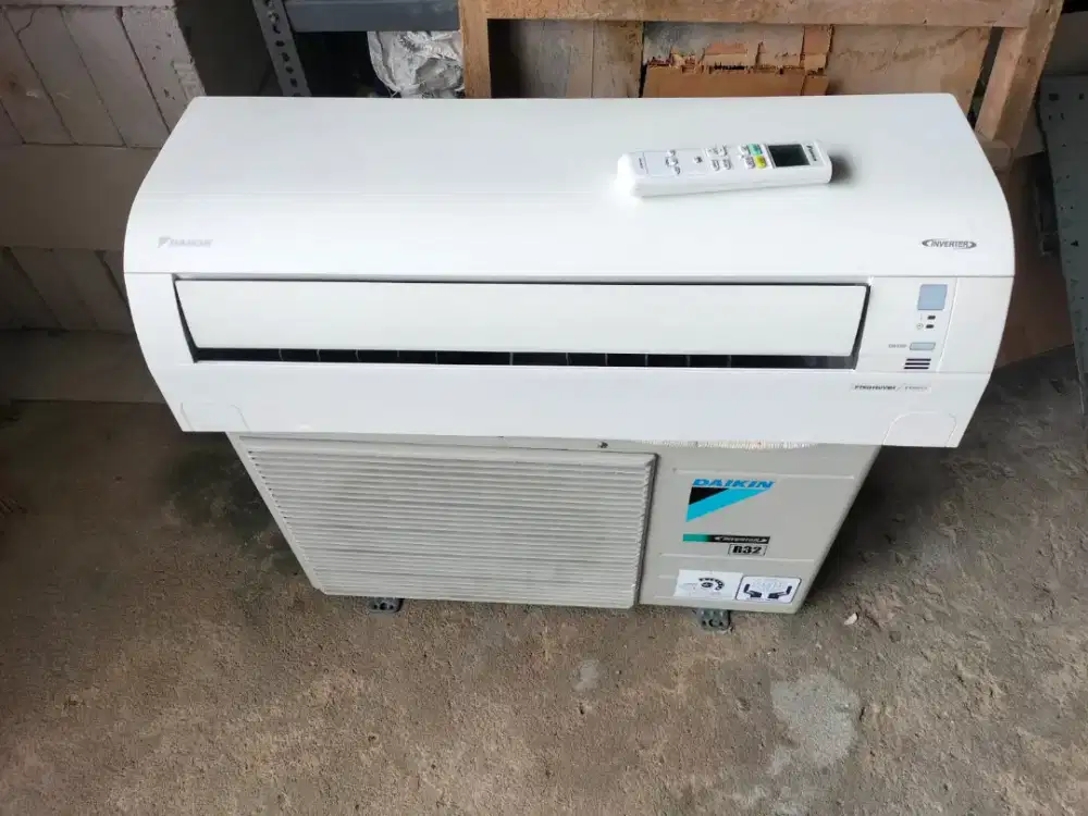 Ac Daikin Inverter thailand R32 (1/2) PK low watt