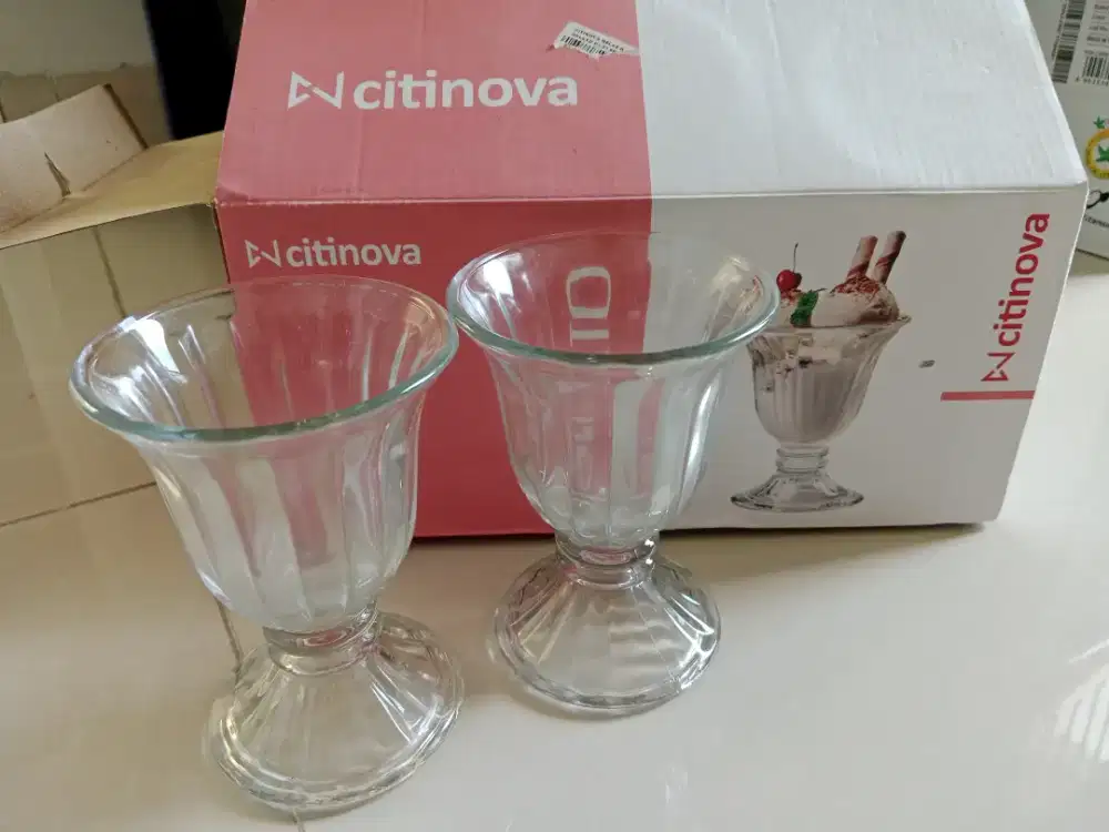 Gelas eskrim kaca 2 buah